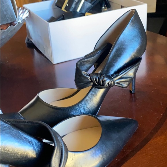 Shoes - Picture 6 of 6